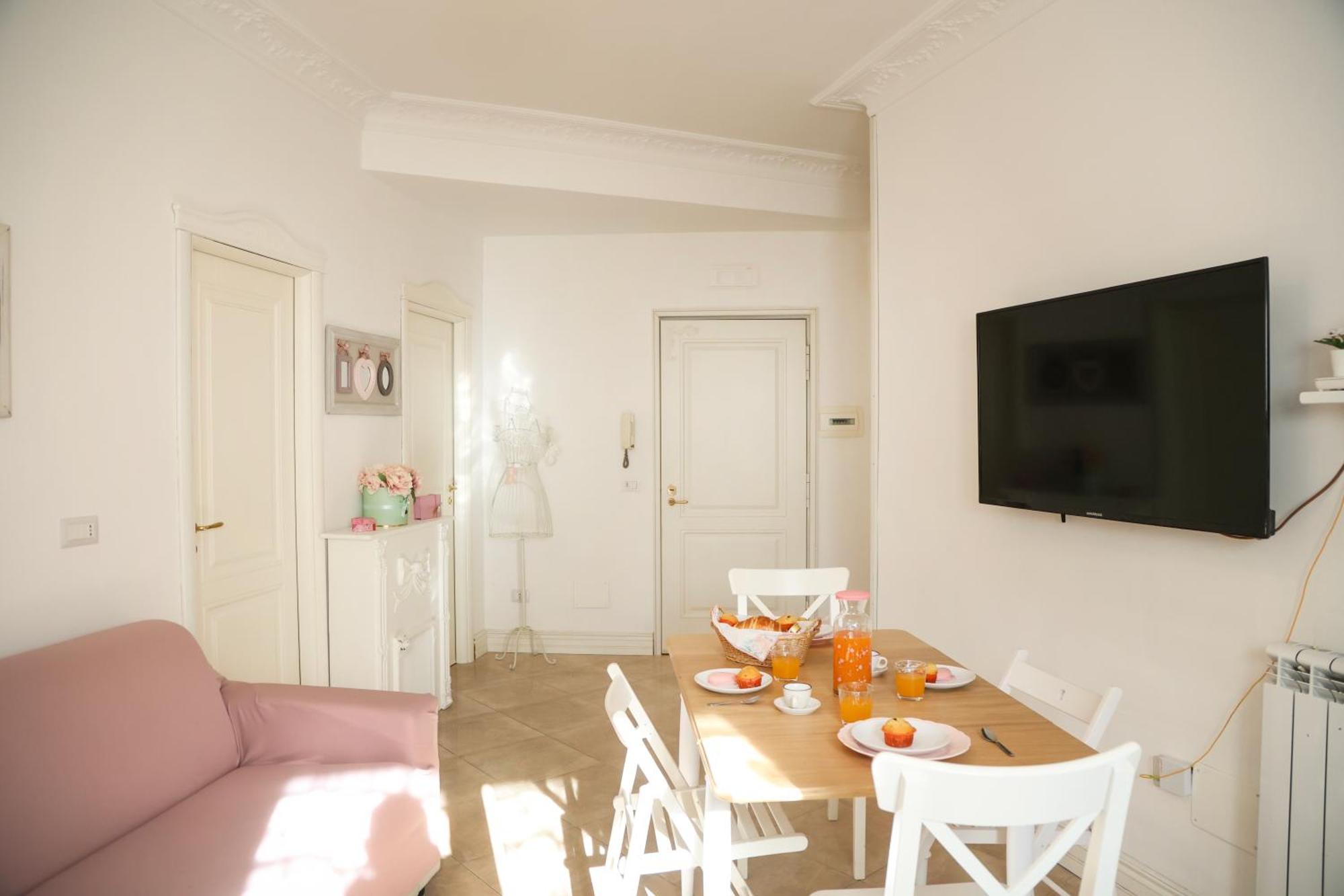 Grace'S Home In The City Center Nápoles Exterior foto